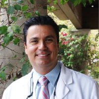 Dr. Luis J Riberos