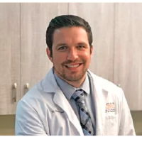 Dr. Travis M Yarris