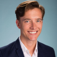 Dr. Kyle  Mulder