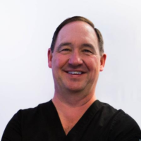 Dr. Edmund  Zysik