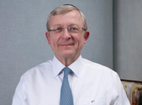 Dr. Robert  Lichtenstein