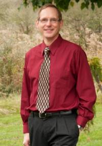 Dr. Thomas W Bucker