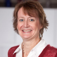 Dr. Jennifer A Kuracina