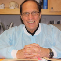 Dr. Victor M Sternberg