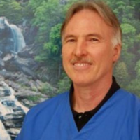 Dr. Robert L Huffman