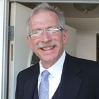 Dr. Victor  Oelbaum