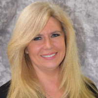 Dr. Erika J Smit