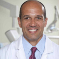 Dr. Efren  Cortes