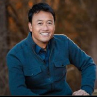 Dr. Hoang  Drouin