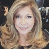 Dr. Kathleen E Szanto