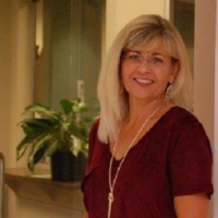 Dr. Tamara Campbell Samuelson