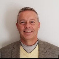 Dr. Kevin J Hallgarth