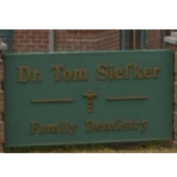 Dr. Thomas H Siefker