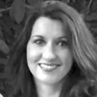 Dr. Tammy L McClung