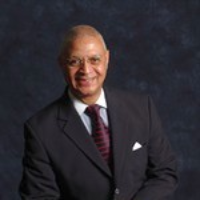 Dr. Edmund D Effort