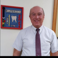 Dr. W Michael Umerich