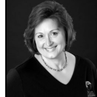 Dr. Carla  Capozzi