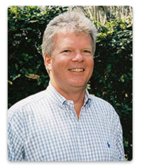 Dr. Robert D Calcote
