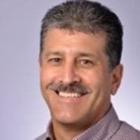 Dr. Arnaldo  Chavarria