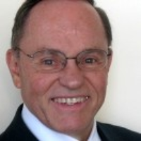 Dr. Erik H Madsen