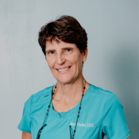 Dr. Mary E Fischer