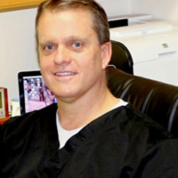 Dr. Robert R Thorup