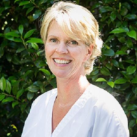 Dr. Courtenay C Allen