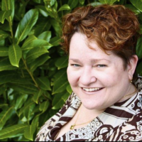 Dr. Laura L Chase