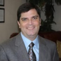Dr. Roderick M MacIntyre