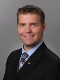 Dr. David E McLean