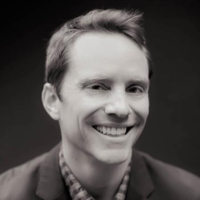 Dr. Paul M Halgren