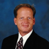 Dr. Ralph M Eichstaedt