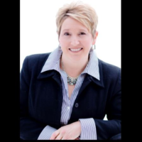 Dr. Jennifer R Peglow