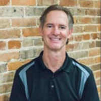 Dr. Louie D Plumlee