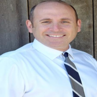 Dr. M Sean Lorscheider