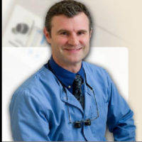 Dr. Lyndsay N Knoell