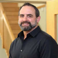 Dr. Damian J Derlink