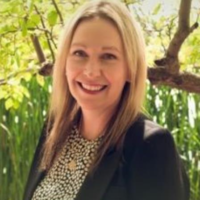 Dr. Kathryn M Giswold