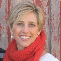 Dr. Amy E Henderson