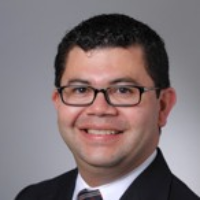 Dr. Yakir  Arteaga
