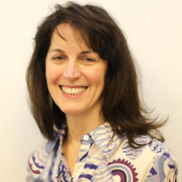 Dr. Beth  Caunitz