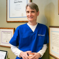 Dr. Kenneth S. Hauser