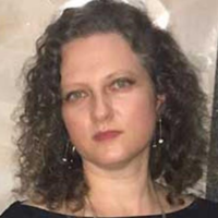 Dr. Anna  Shnayderman