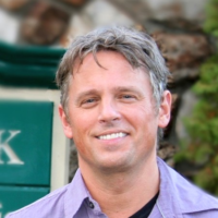 Dr. Brad N Halleck