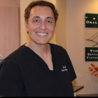 Dr. Alexander  Kashef