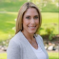 Dr. Laura Deitsch Lazarou