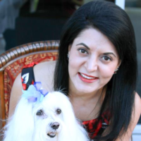Dr. Minakshi  Narula