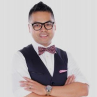 Dr. Leonardo Carlos F Bordador