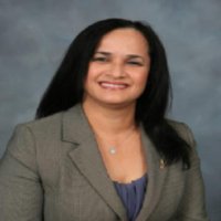 Dr. Evelyn  Salgado Parrilla