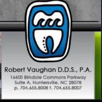 Dr. Robert D Vaughan